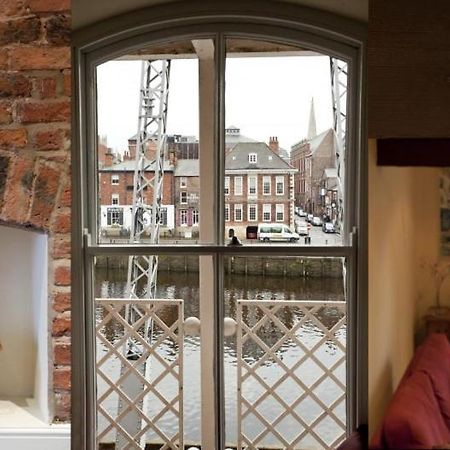 River View At Woodsmill Quay York Extérieur photo